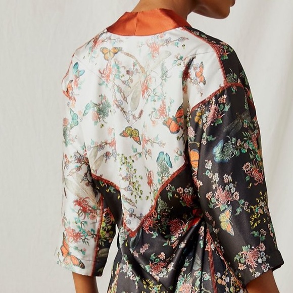 HAH PRINTED LONGLINE CAFTAN BILLOWY SILHOUETTE BUTTERFLY PRINT BELTED SIZE XS - Picture 9 of 15